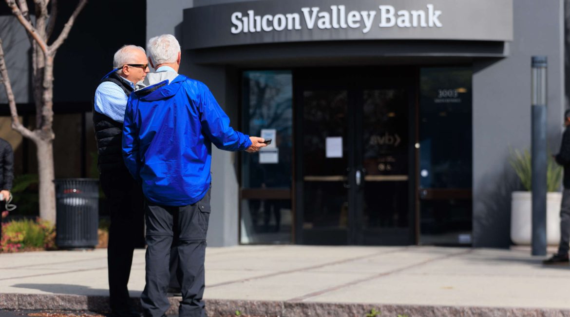 The SVB and Signature Bank Crashes Show Why We Need Public Banking